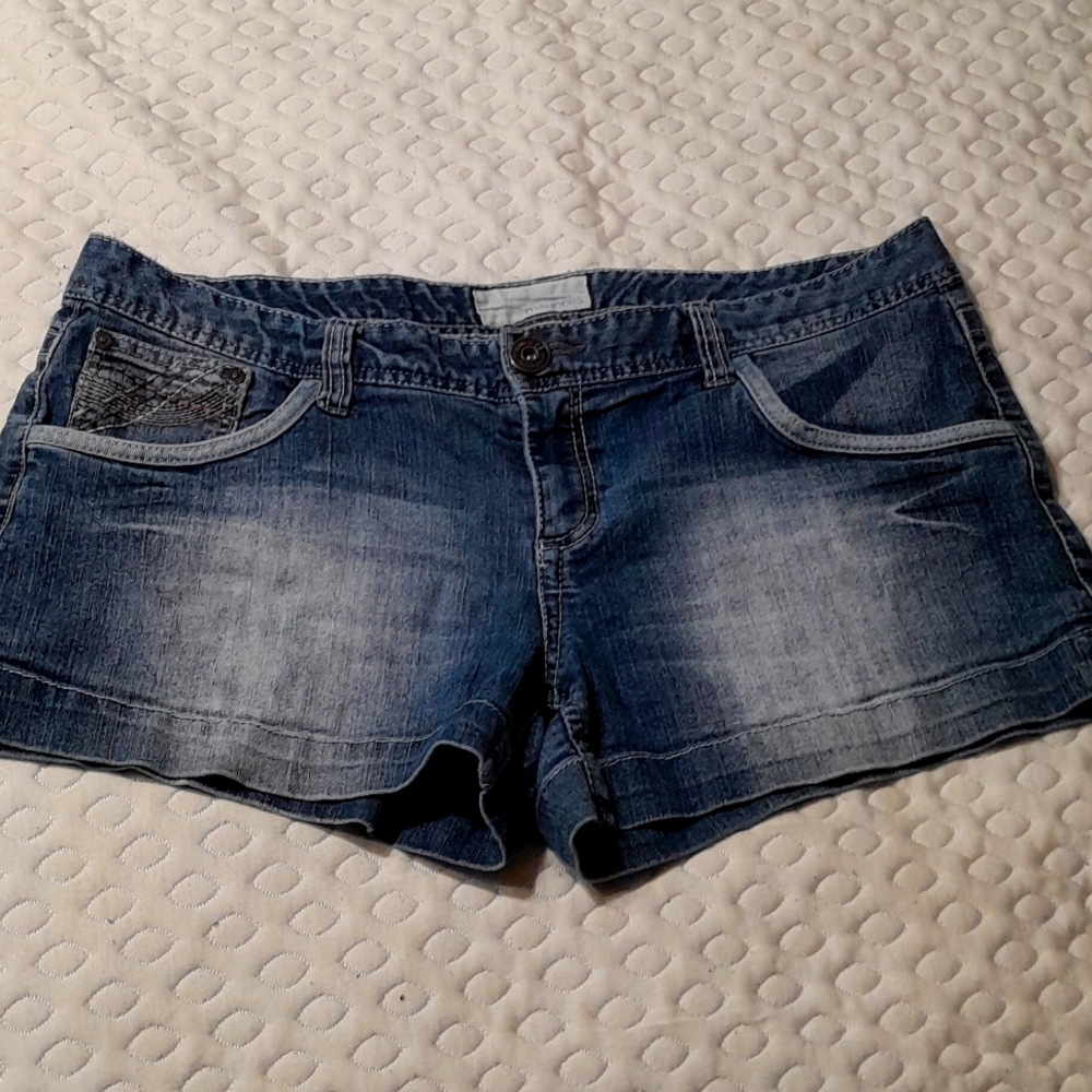 Maurice Shorts